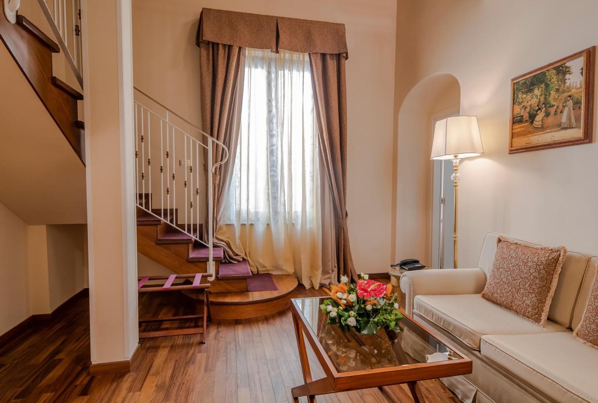 Golden Tower & Hotel Firenze